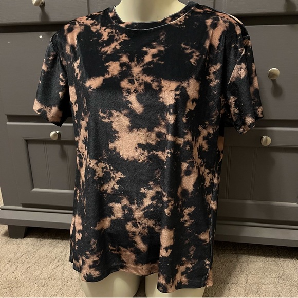 🆕 Topshop Black and Tan Tie-Dye Velvet Top - Picture 1 of 8